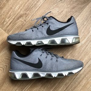 Nike tailwind 8 grey